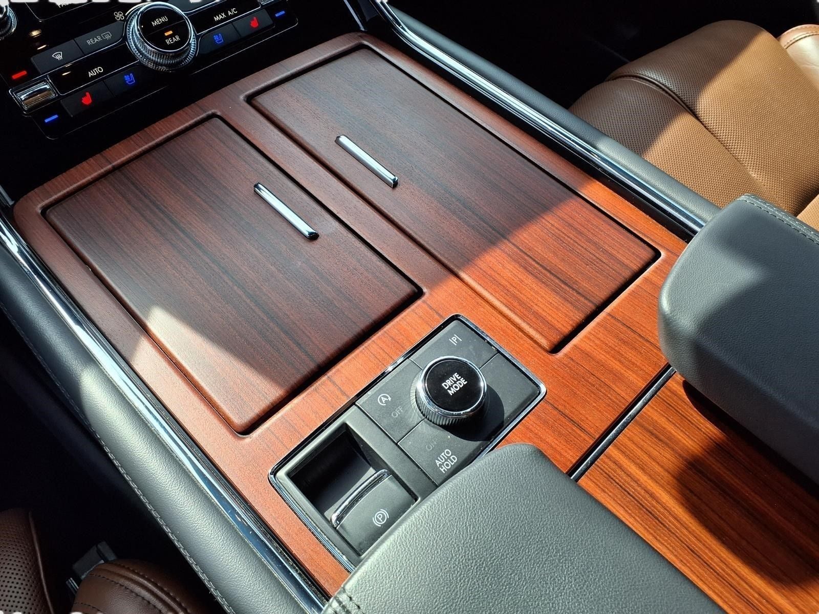 2023 Lincoln Navigator L Reserve