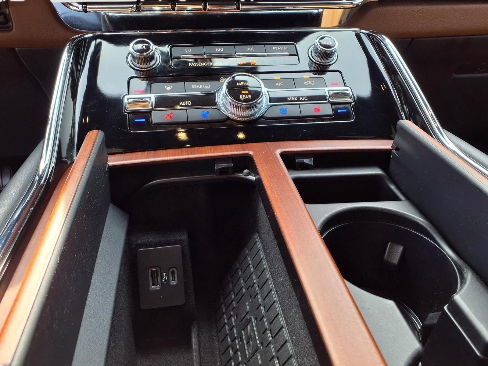 2023 Lincoln Navigator L Reserve