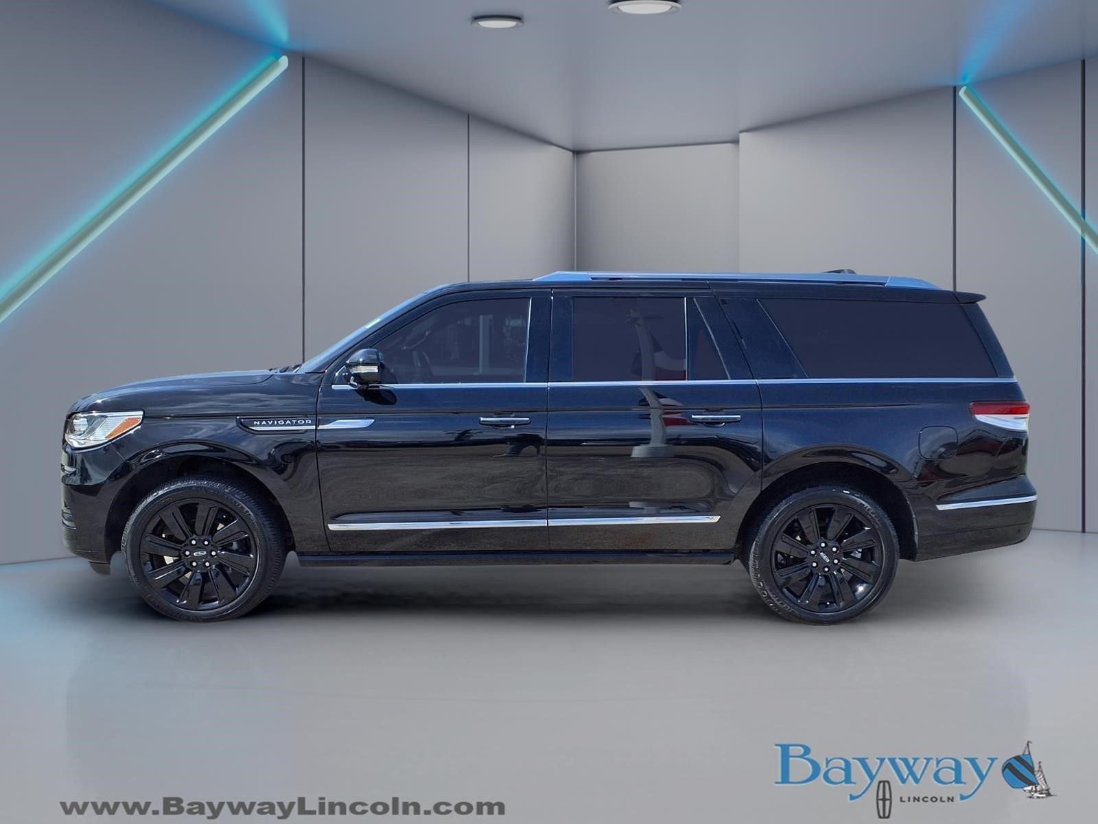 2023 Lincoln Navigator L Reserve