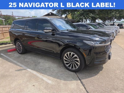 2025 Lincoln Navigator L Black Label