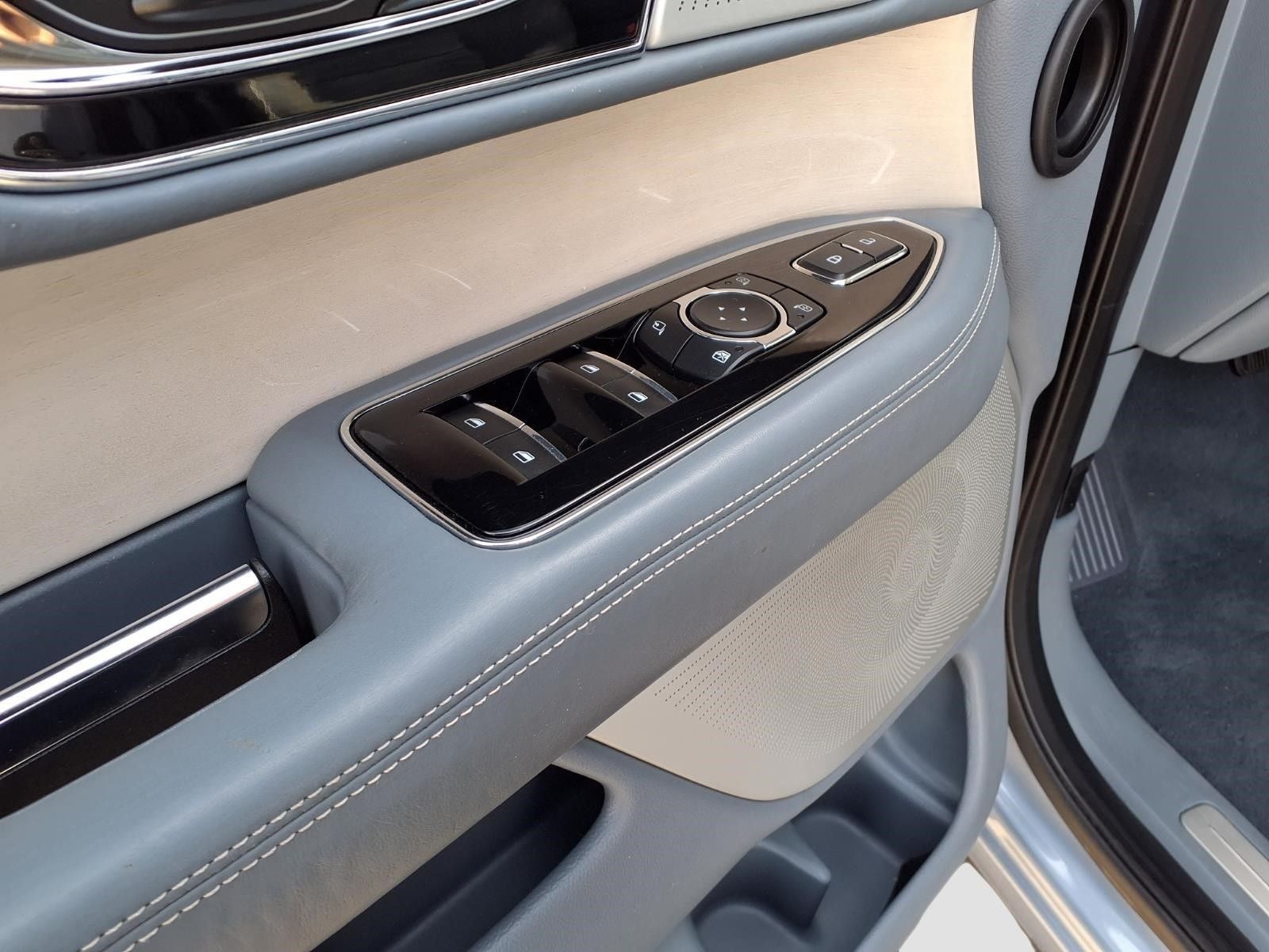 2019 Lincoln Navigator L Black Label