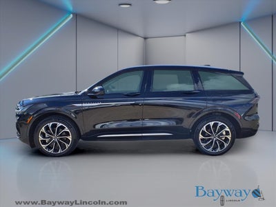 2024 Lincoln Nautilus Reserve