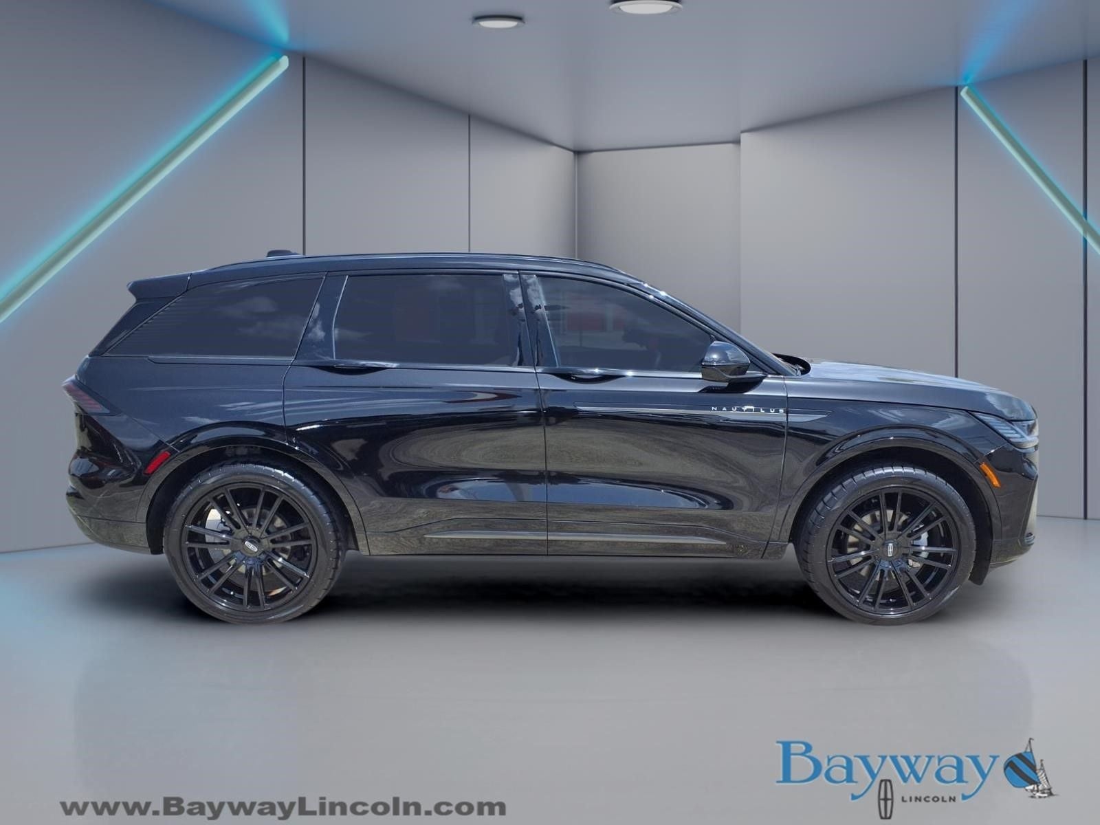 2025 Lincoln Nautilus Reserve