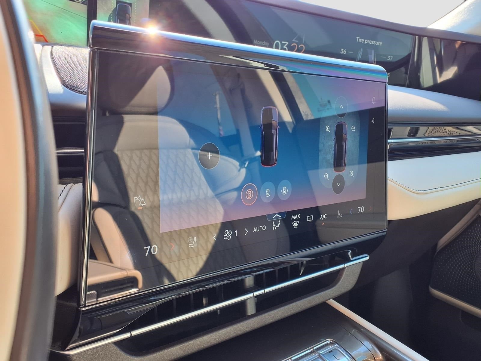 2024 Lincoln Nautilus Black Label