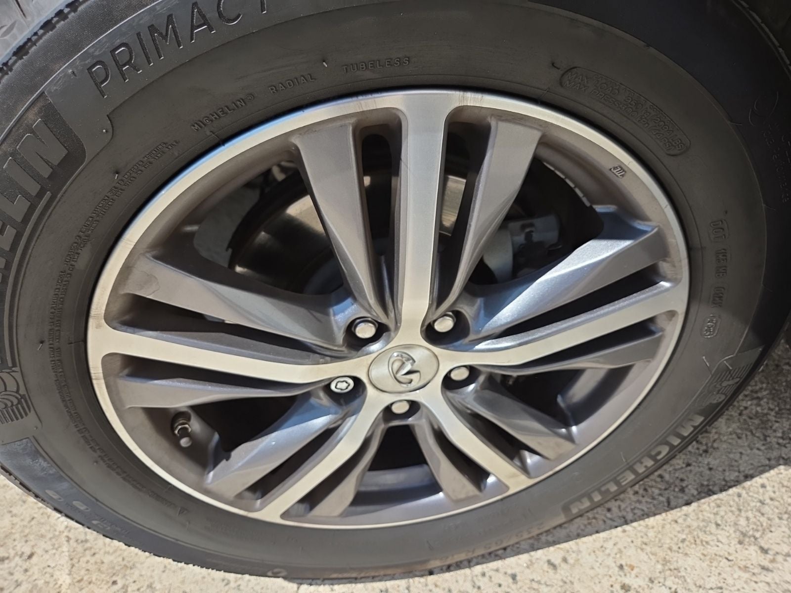 2017 INFINITI QX60 Base