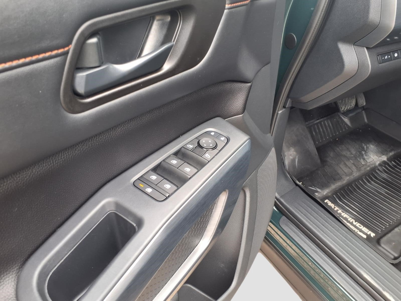 2025 Nissan Pathfinder Rock Creek