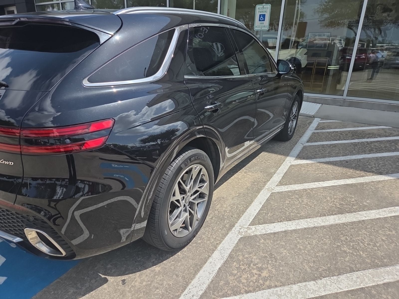 2025 Genesis GV70 2.5T Select