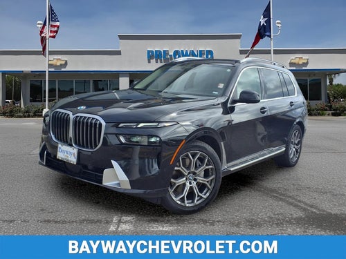 2025 BMW X7 xDrive40i