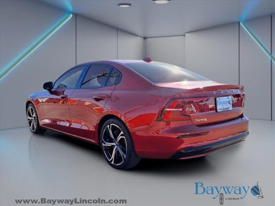 2024 Volvo S60 B5 Core Dark Theme