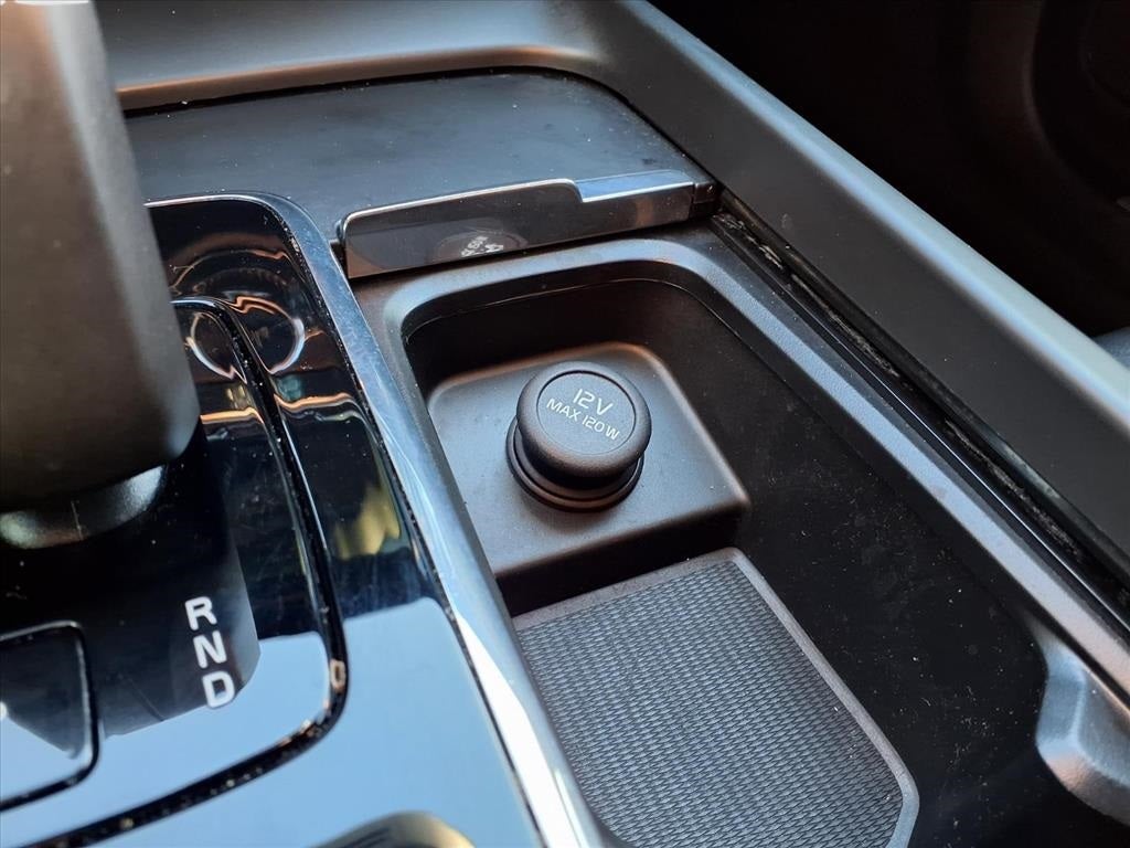 2024 Volvo S60 B5 Core Dark Theme