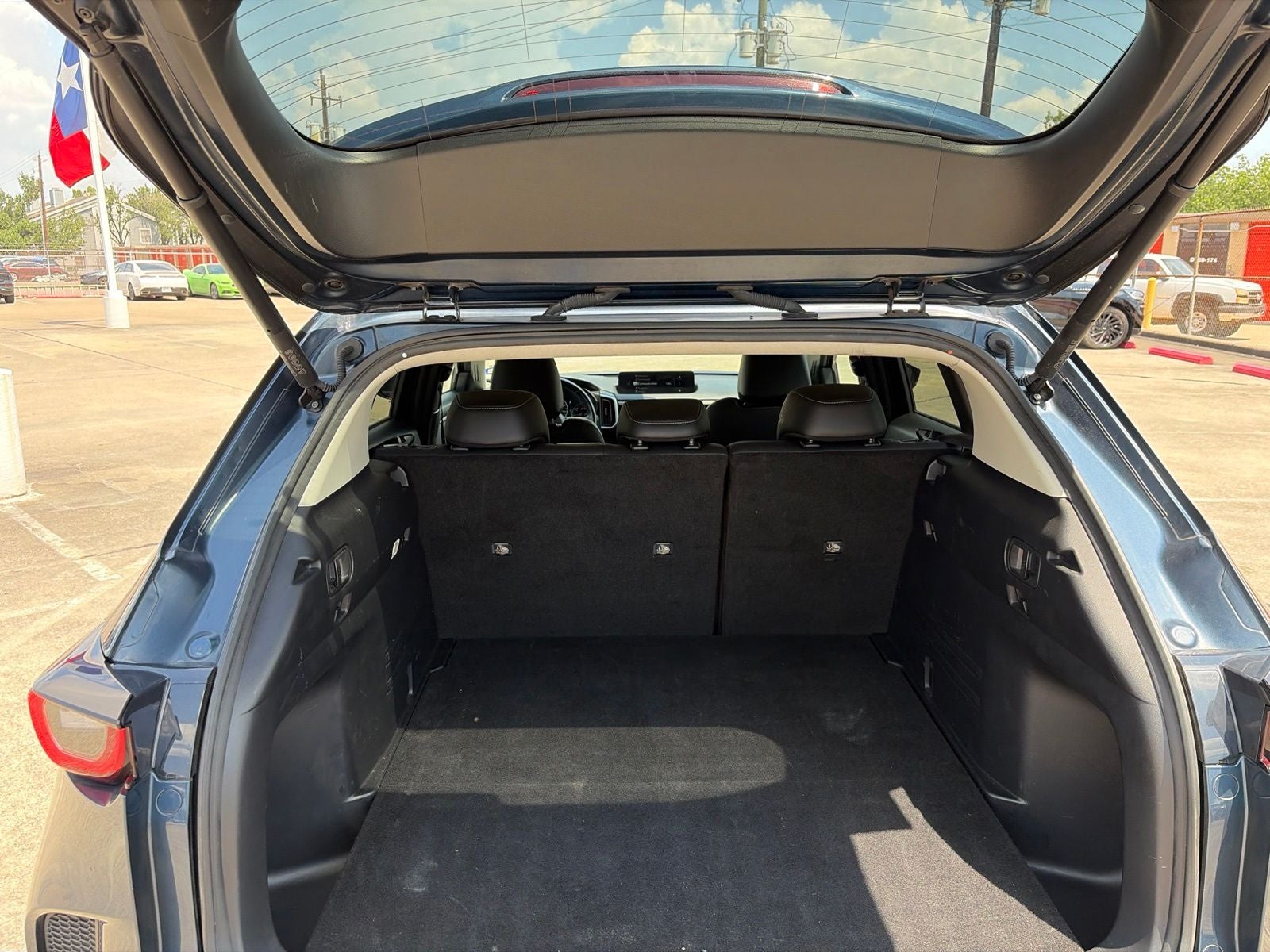 2025 Mazda Mazda CX-50 2.5 S Preferred Package