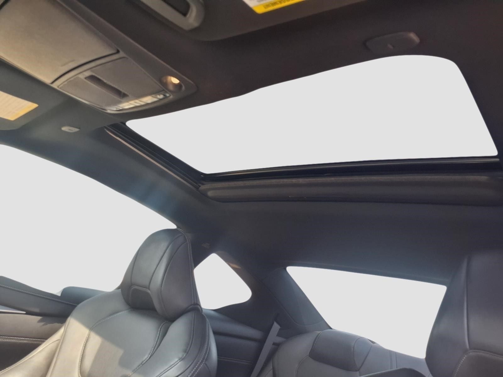 2017 INFINITI Q60 2.0t Base