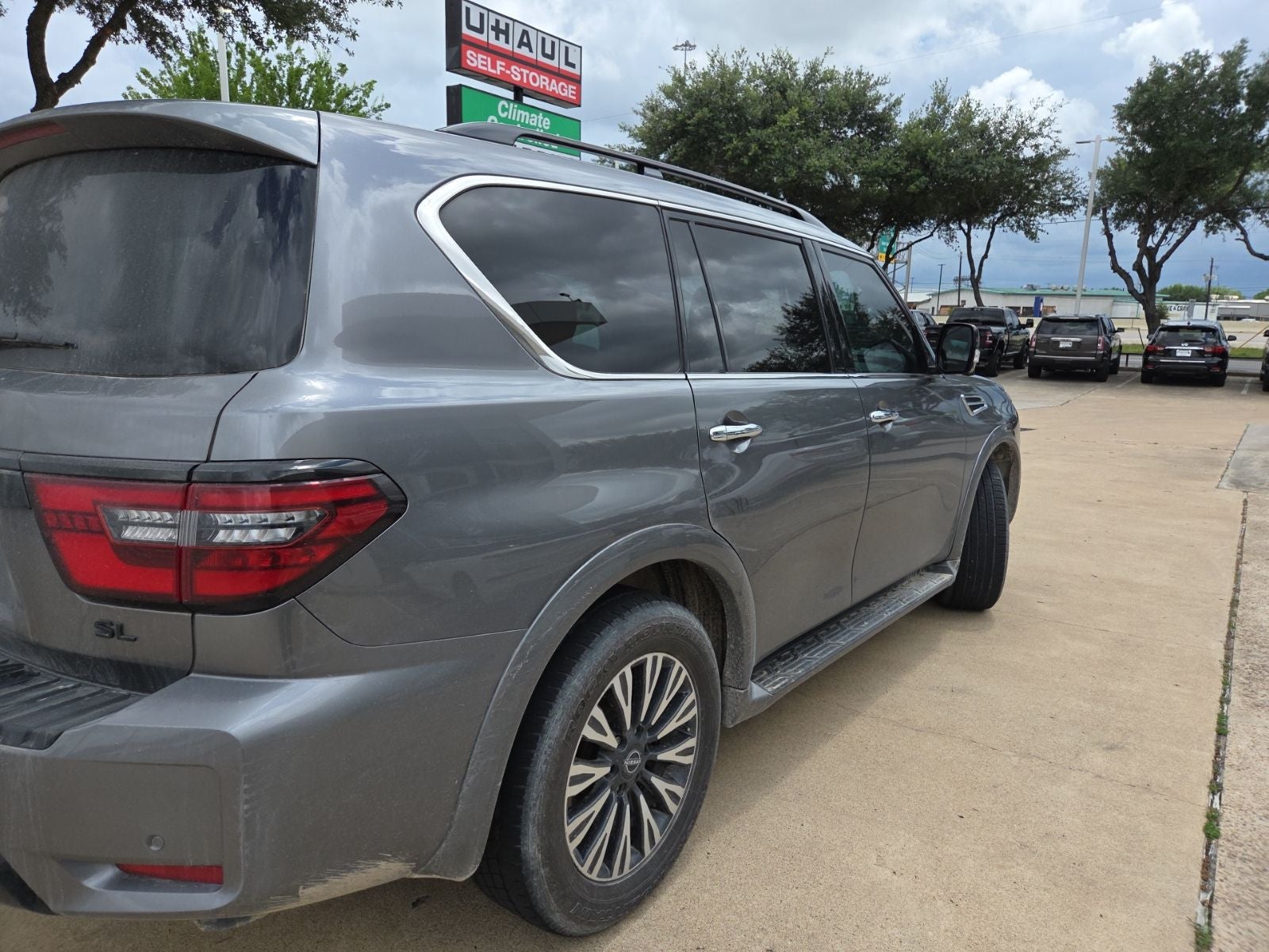 2023 Nissan Armada SL