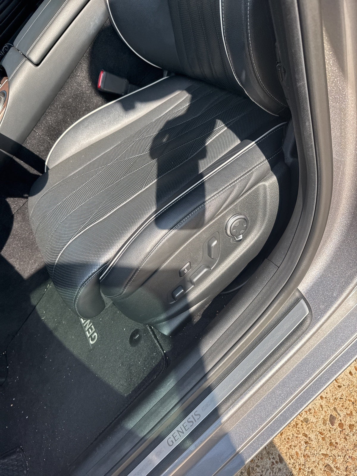 2021 Genesis G80 2.5T