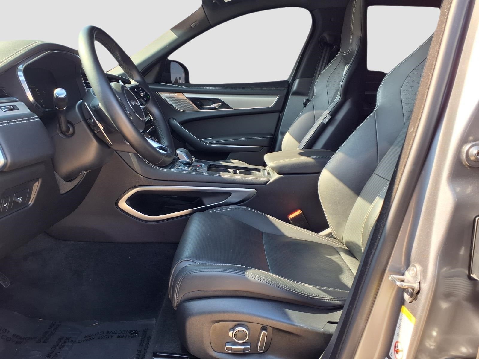 2025 Jaguar F-PACE P250 R-Dynamic S