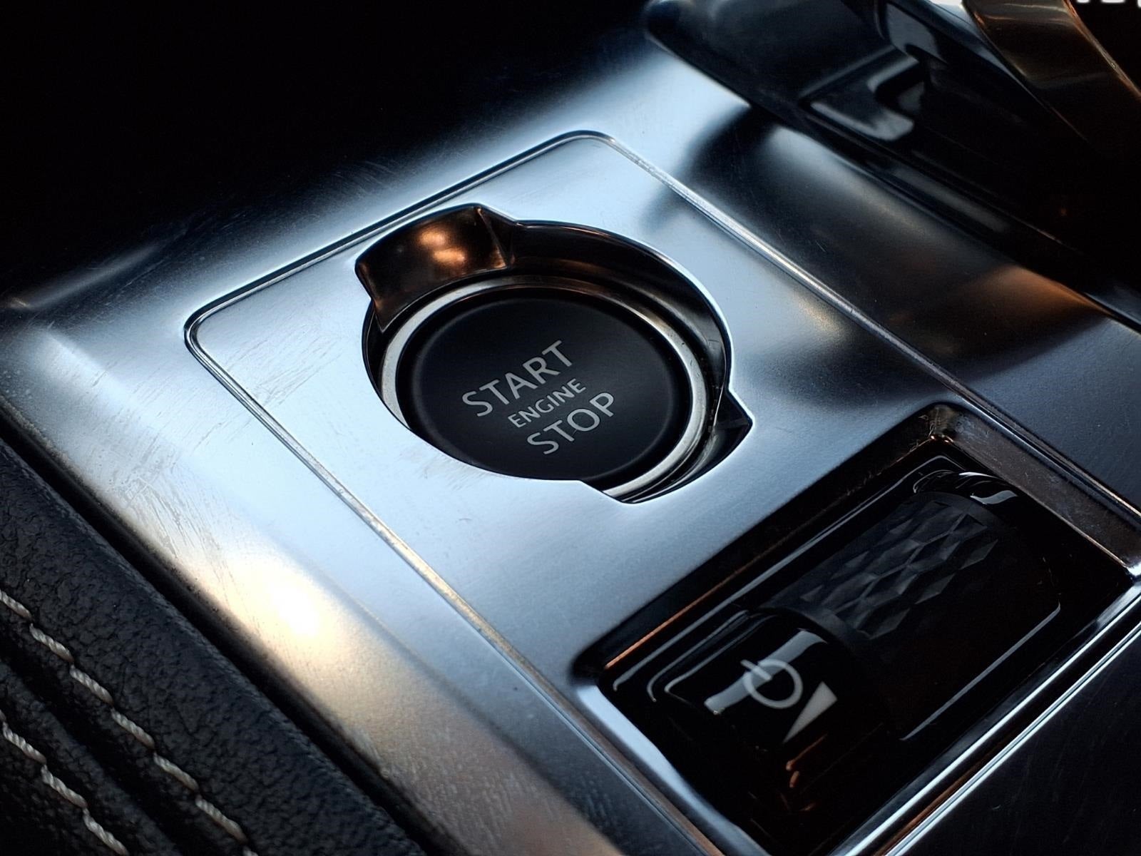 2025 Jaguar F-PACE P250 R-Dynamic S