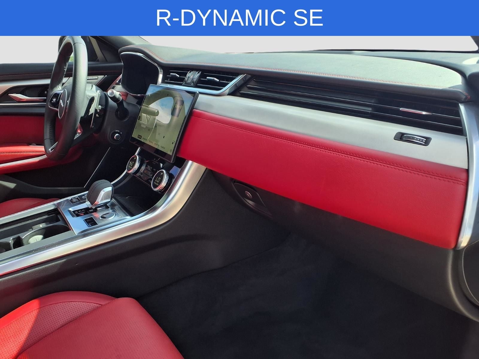 2024 Jaguar XF R-Dynamic SE