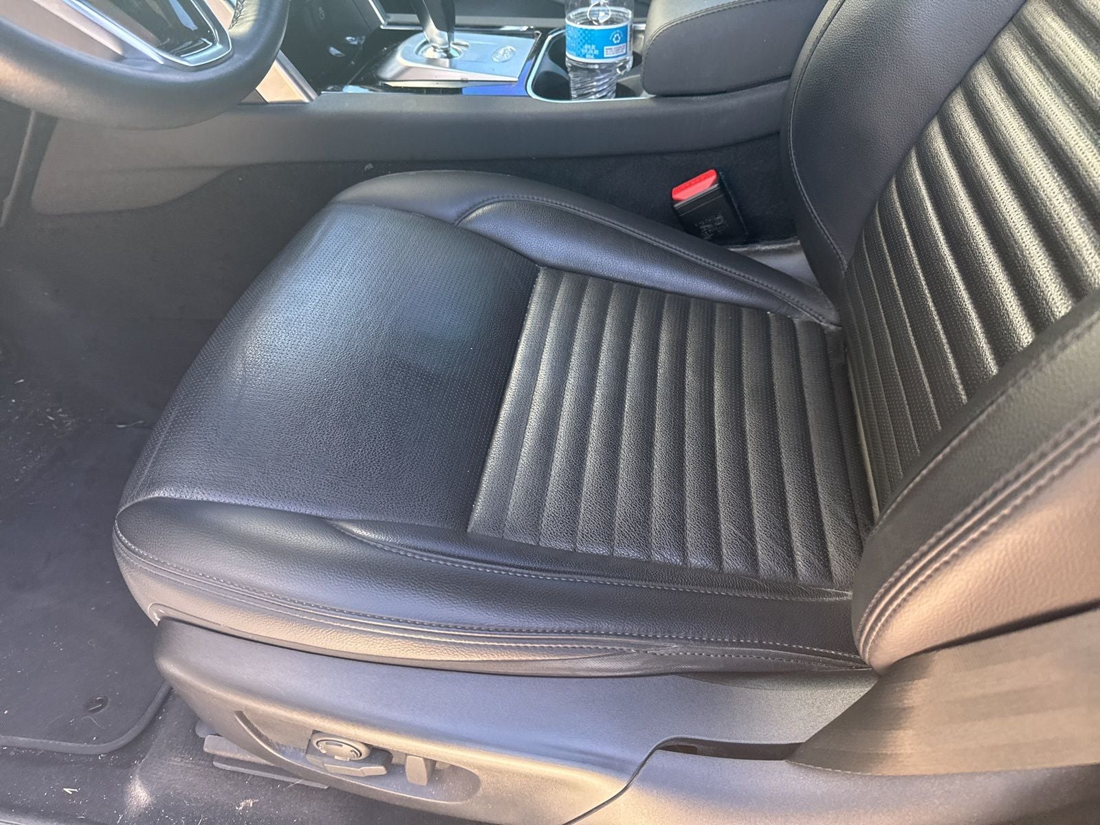 2023 Land Rover Discovery Sport SE