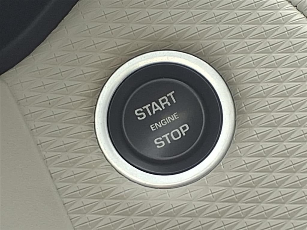 2022 Land Rover Range Rover Velar S