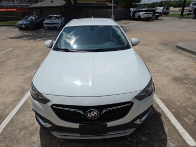 2019 Buick Regal TourX Essence