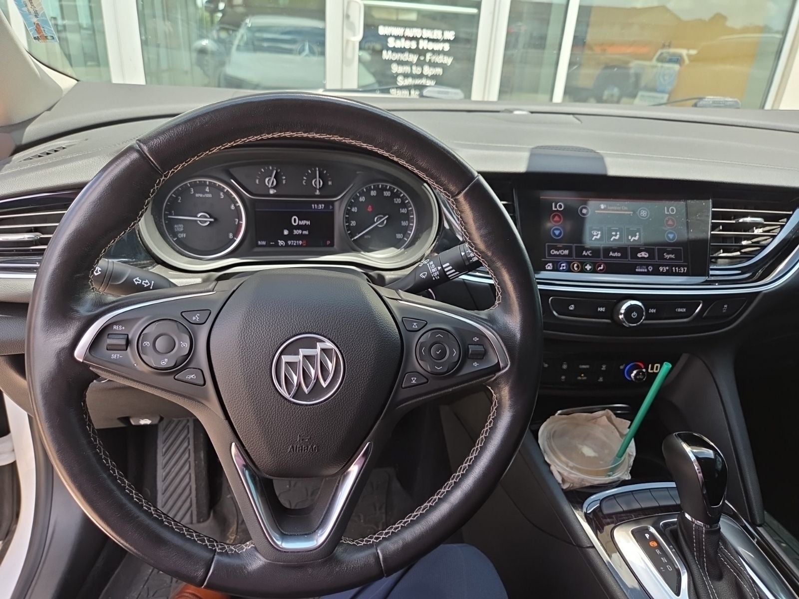 2019 Buick Regal TourX Essence