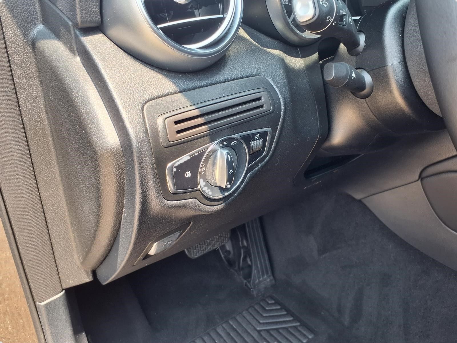 2021 Mercedes-Benz GLC GLC 300