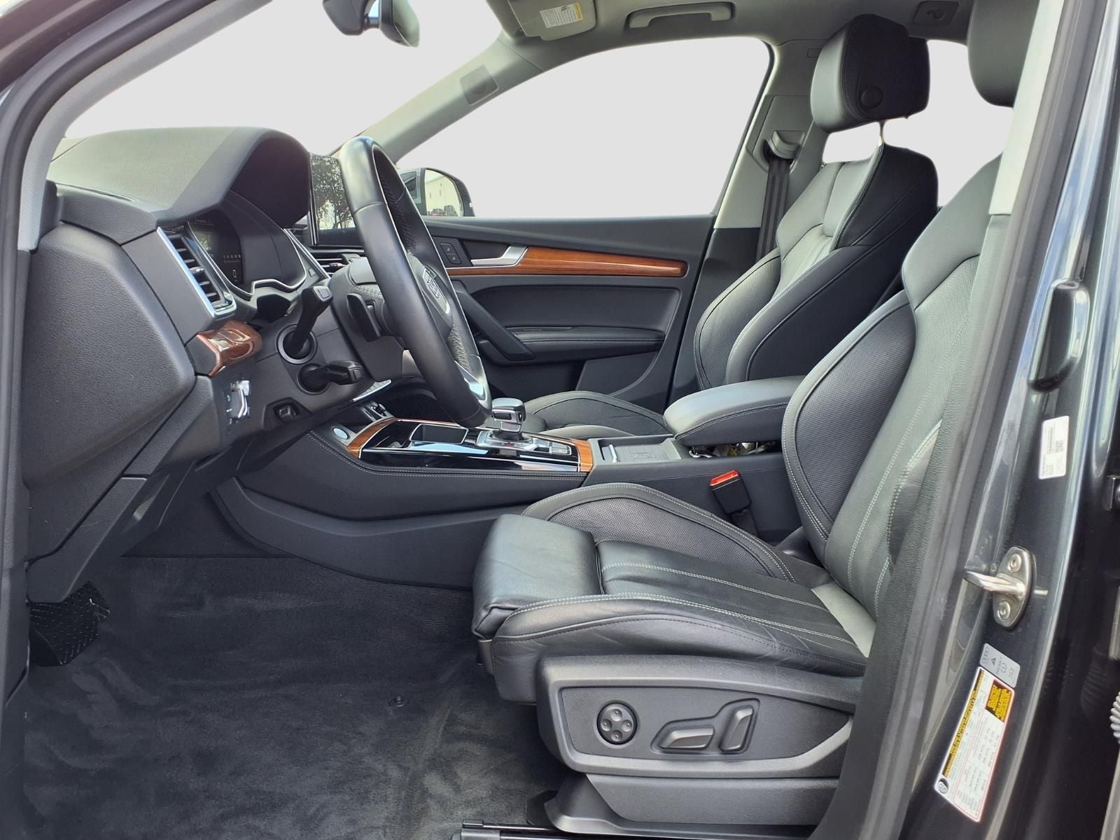 2023 Audi Q5 45 S line Prestige quattro