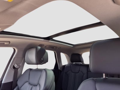 2023 Audi Q5 45 S line Prestige quattro