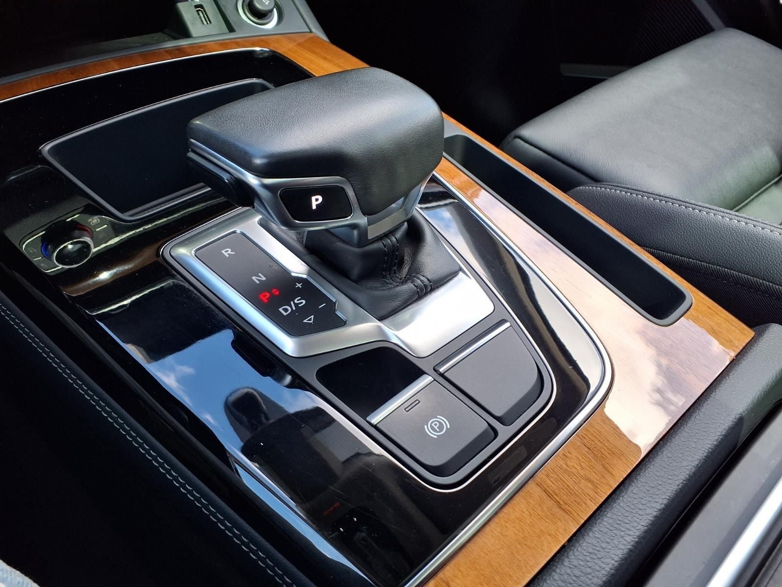 2023 Audi Q5 45 S line Prestige quattro