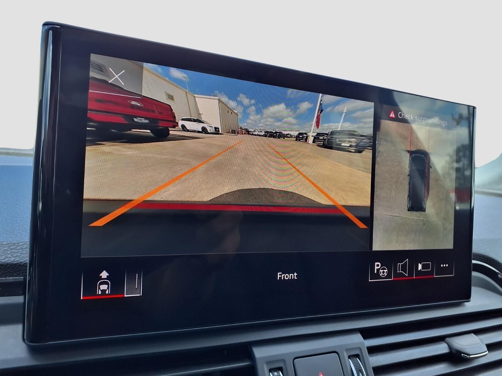 2023 Audi Q5 45 S line Prestige quattro