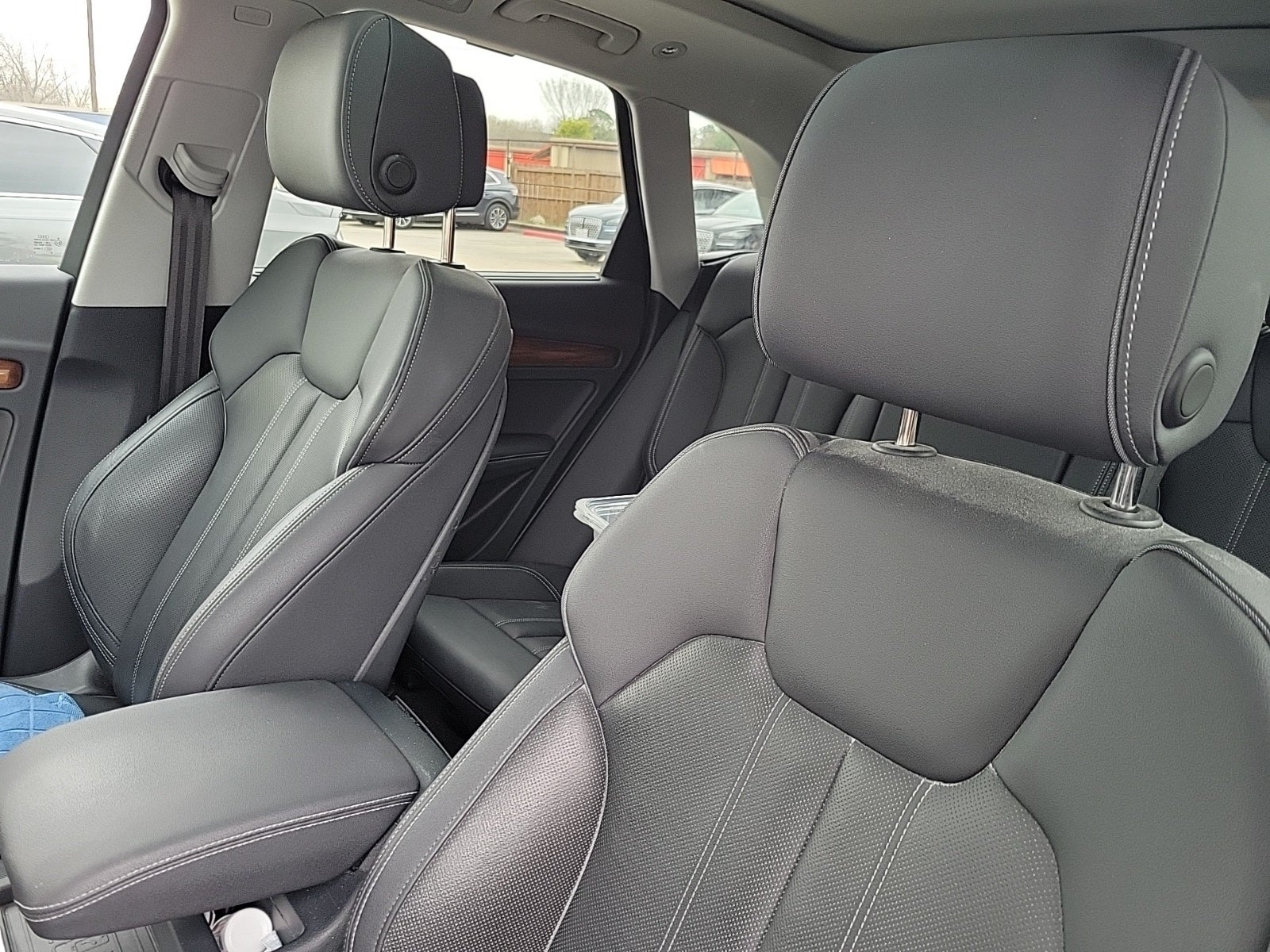 2023 Audi Q5 45 S line Prestige quattro