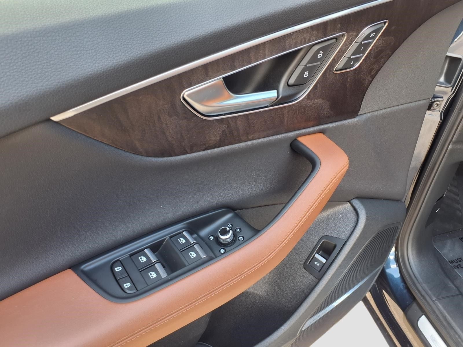 2023 Audi Q7 45 Premium Plus quattro