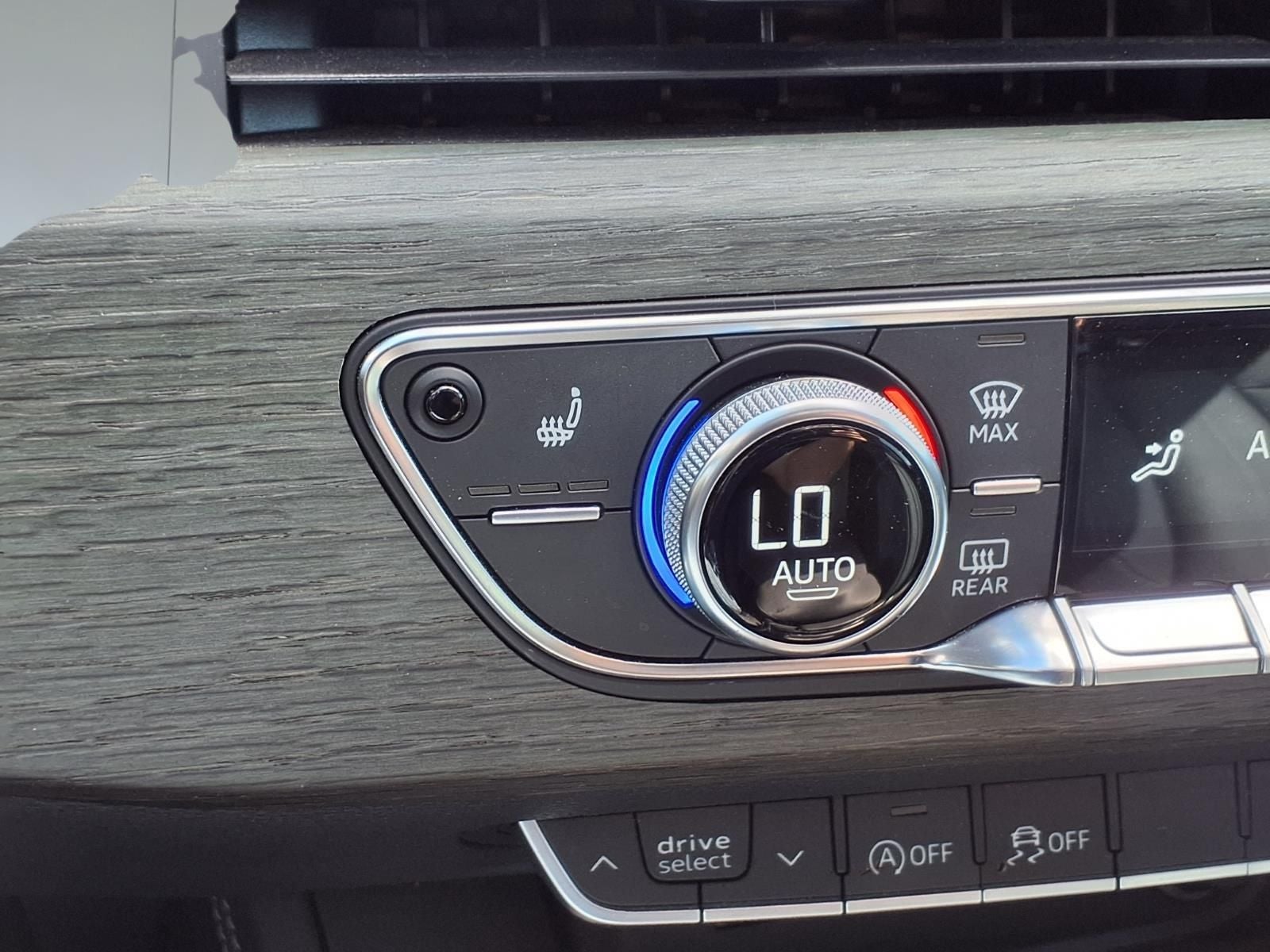 2022 Audi A4 40 Premium Plus quattro