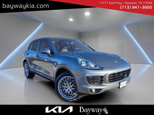 2017 Porsche Cayenne Base