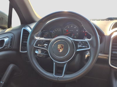 2017 Porsche Cayenne Base