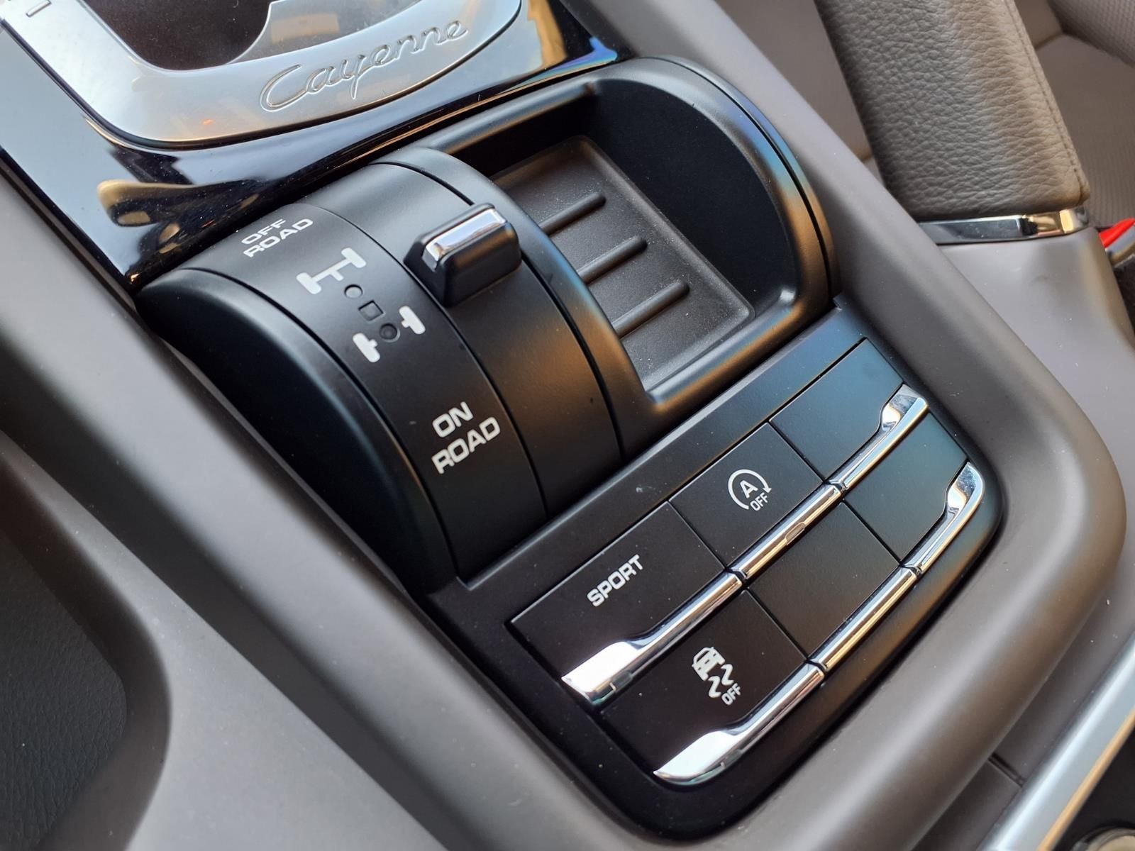 2017 Porsche Cayenne Base