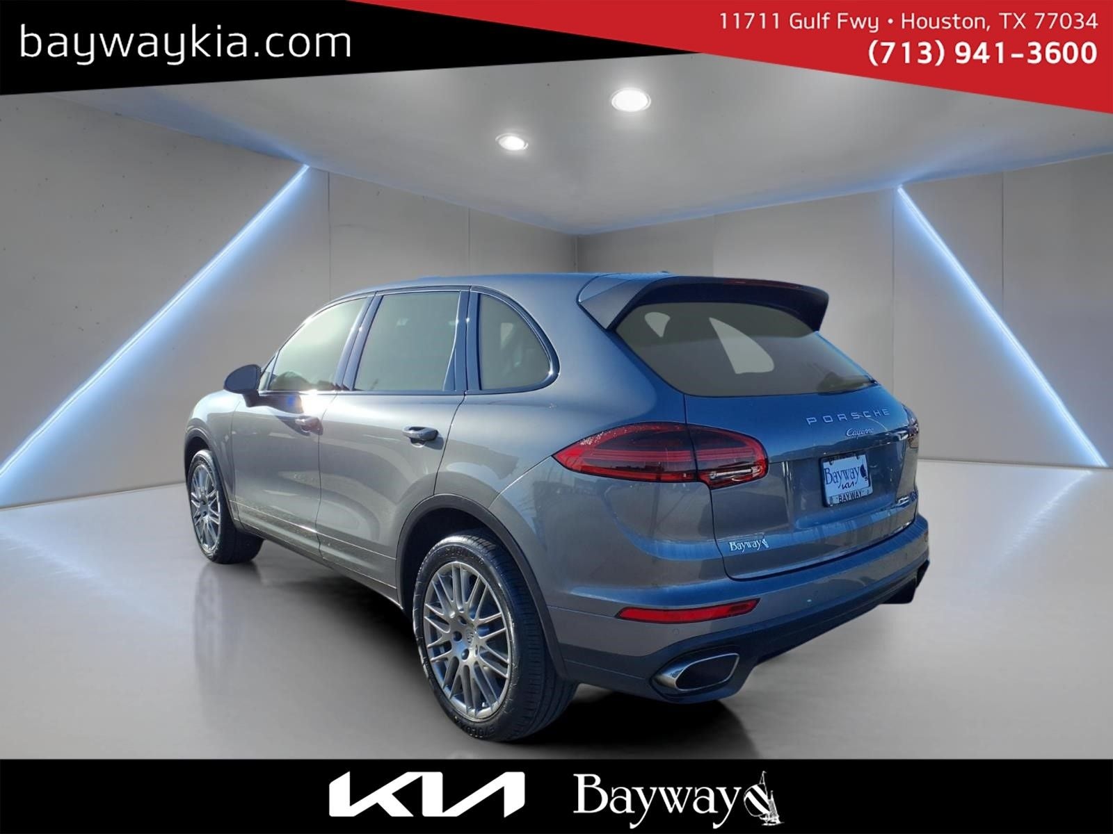 2017 Porsche Cayenne Base