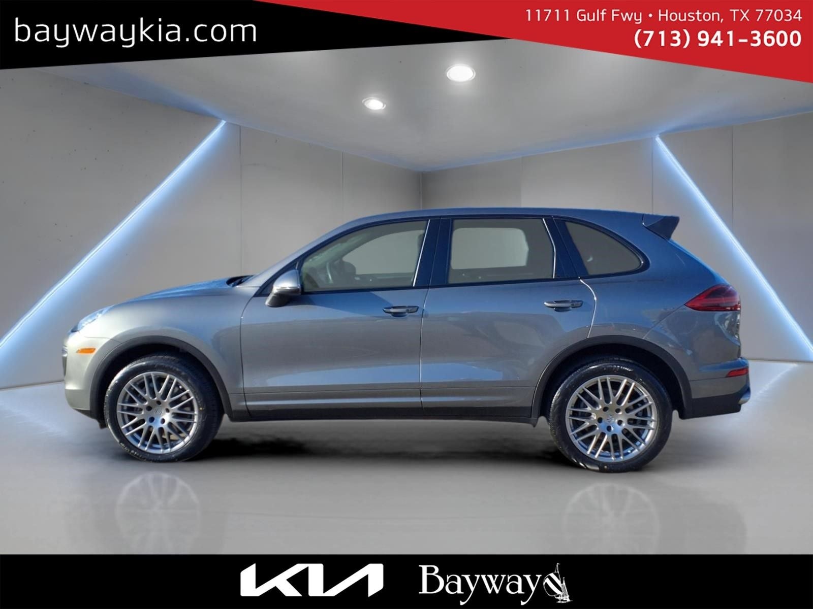 2017 Porsche Cayenne Base