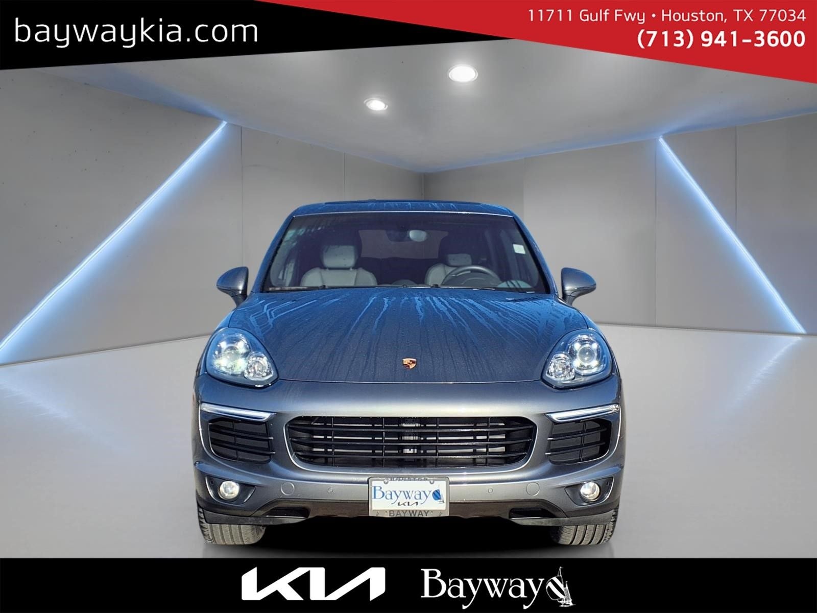 2017 Porsche Cayenne Base