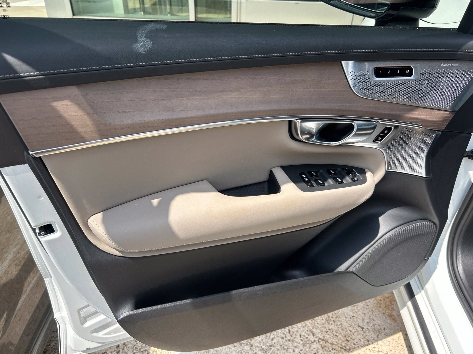 2026 Volvo XC90 B6 Ultra
