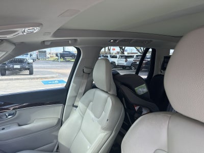 2019 Volvo XC90 T6 Momentum