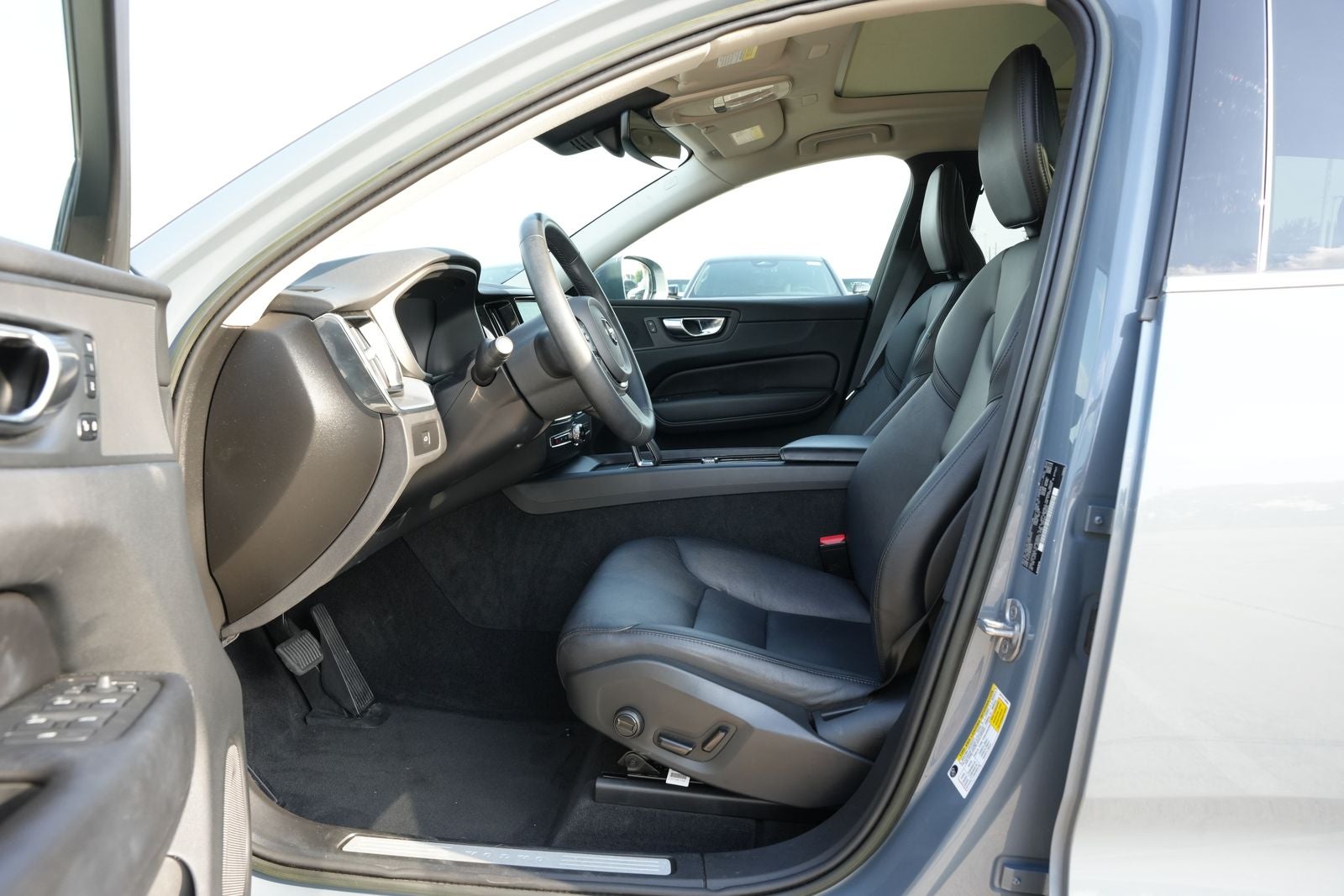 2023 Volvo XC60 B5 Core
