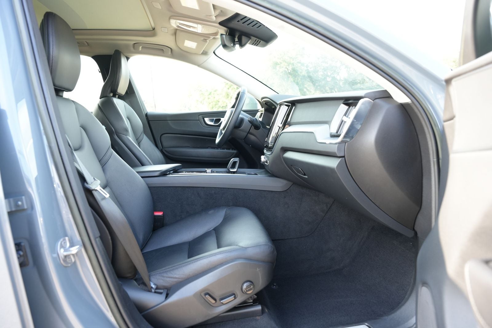 2023 Volvo XC60 B5 Core