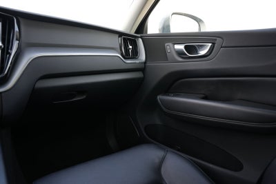 2023 Volvo XC60 B5 Core