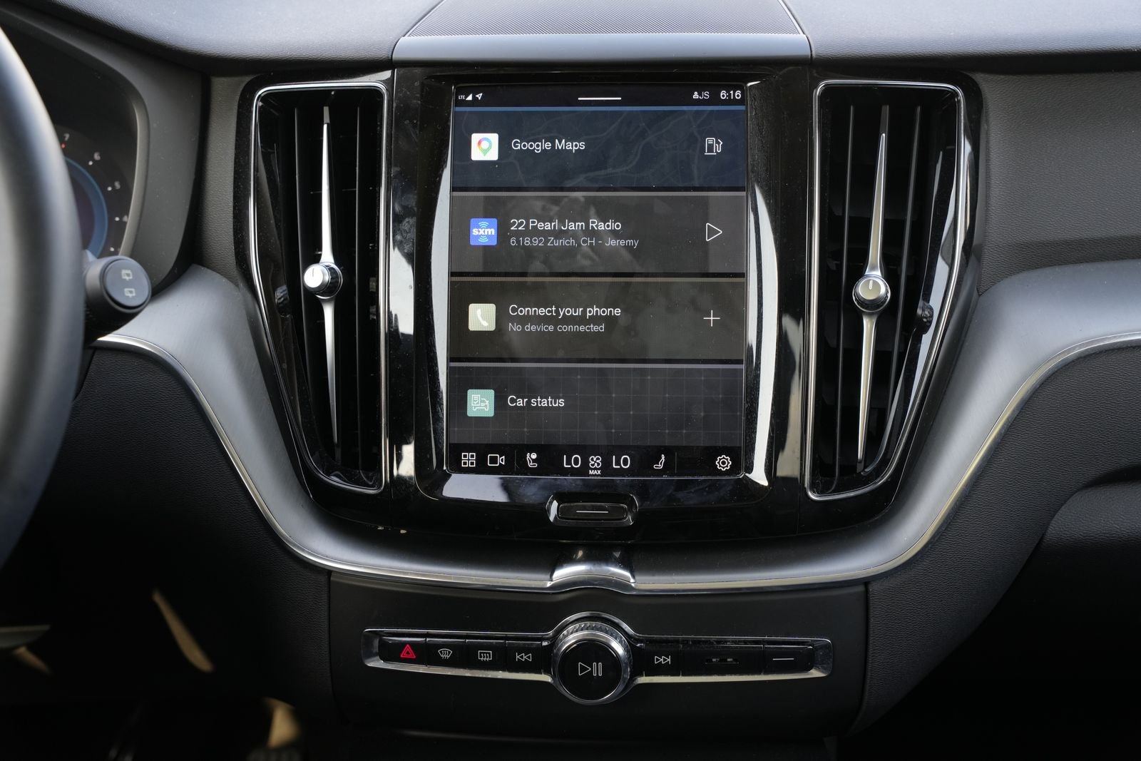2023 Volvo XC60 B5 Core