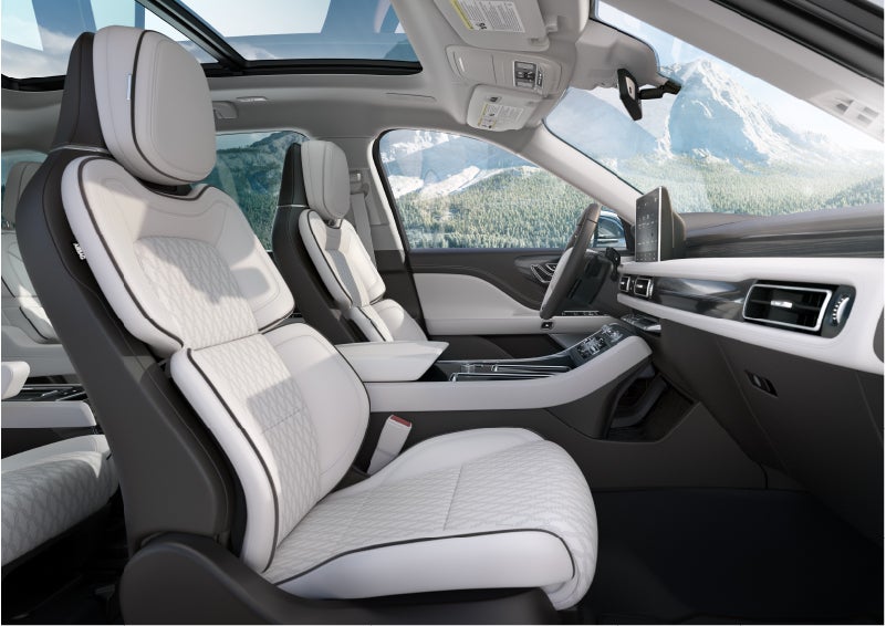 The interior of a Lincoln Aviator® Black Label model is shown in the Chalet theme | Bayway Lincoln in Houston TX