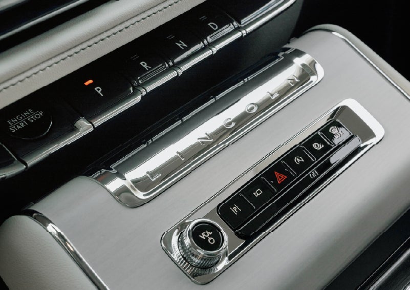 The piano key gear selector of a 2027 Lincoln Aviator® Back Label™ SUV. | Bayway Lincoln in Houston TX
